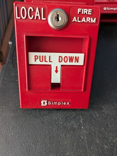 PXL_20251113_185642441