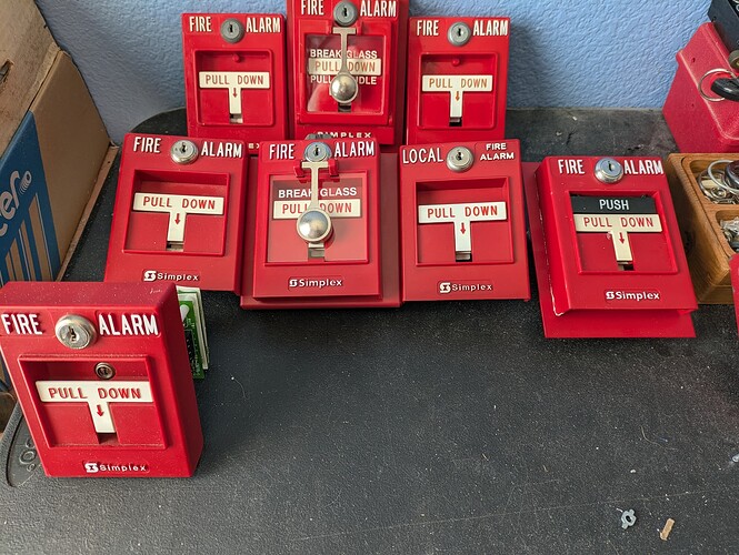 PXL_20251113_185614522