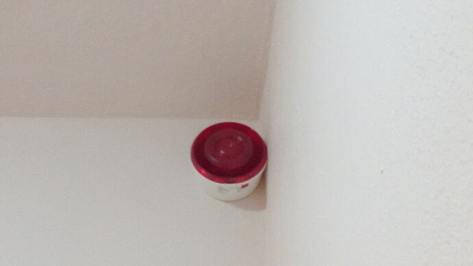 Chantilly - Legrand 0405 85